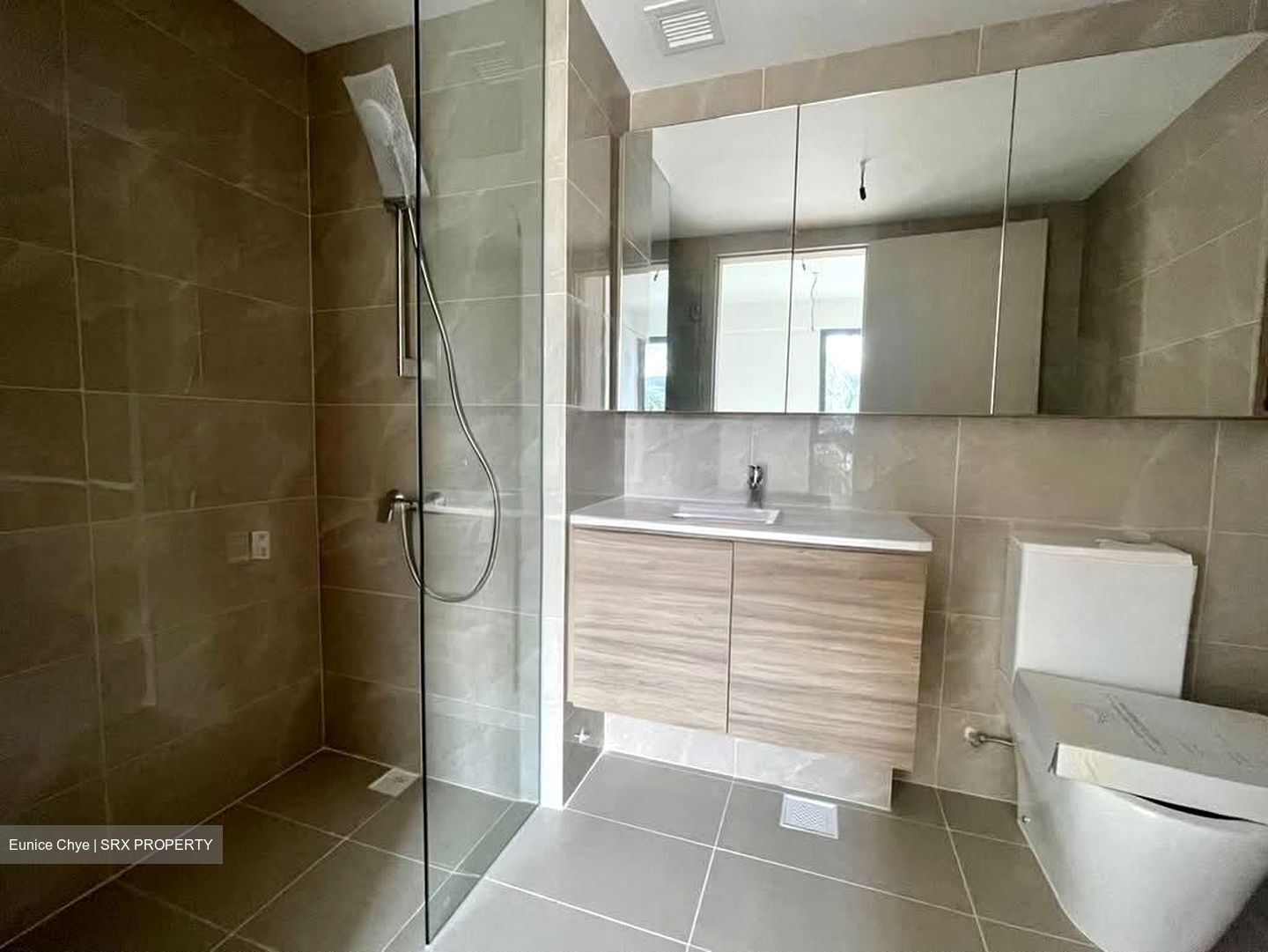 Treasure at Tampines (D18), Condominium #563594041